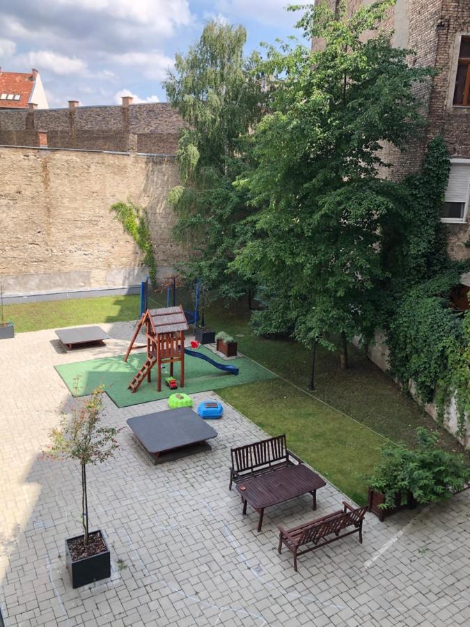 בודפשט Bright, Spacious Apartment 3 Bedroom, Garage מראה חיצוני תמונה